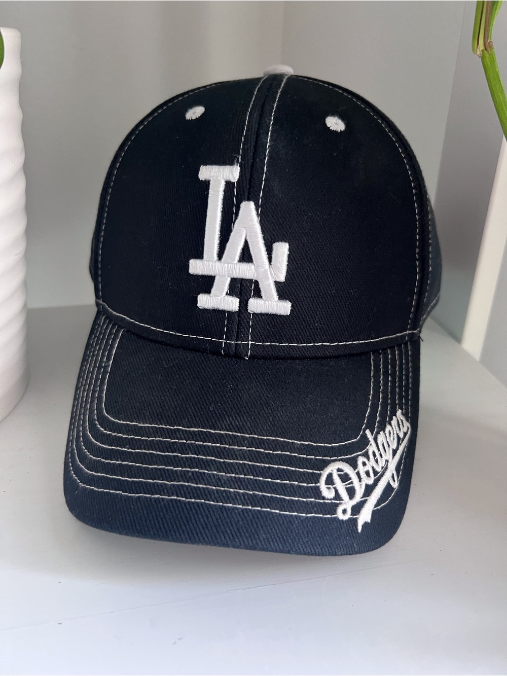 Los Angeles Dodgers Unisex Hat - Picture 2 of 6